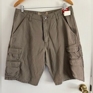 NWT Wrangler Men’s shorts Authentic’s. Light brown cocoa khaki color. Ca…